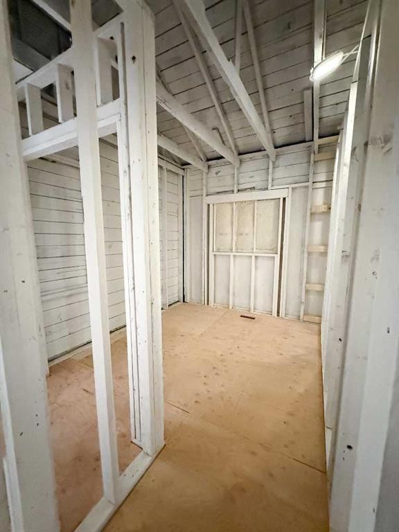 4906 52 Avenue, Olds, AB - Indoor