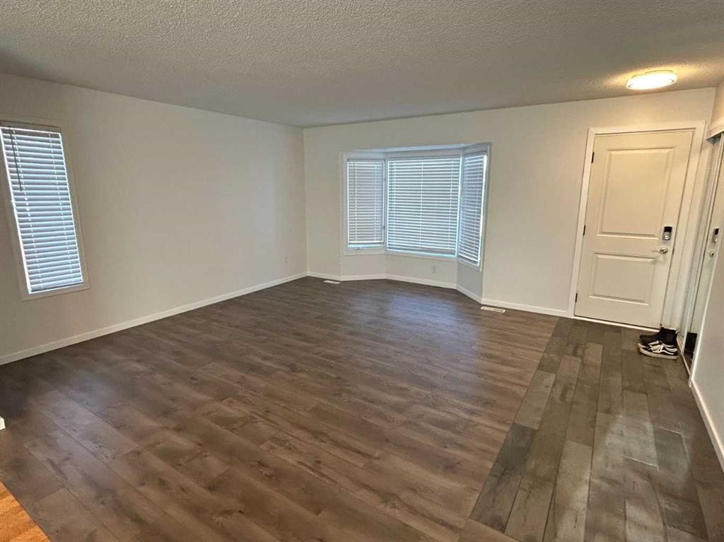 2103 Milne Drive Ne, Calgary, AB - Indoor Photo Showing Other Room