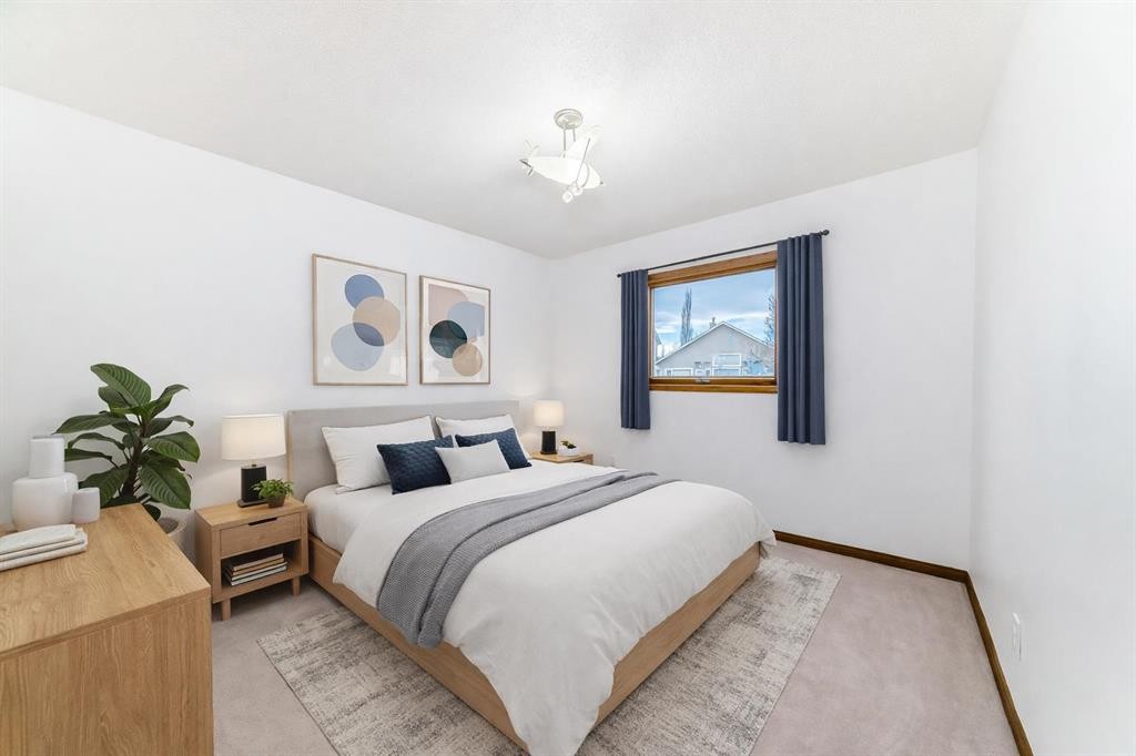 66 Tuscany Hills Point Nw, Calgary, AB - Indoor Photo Showing Bedroom
