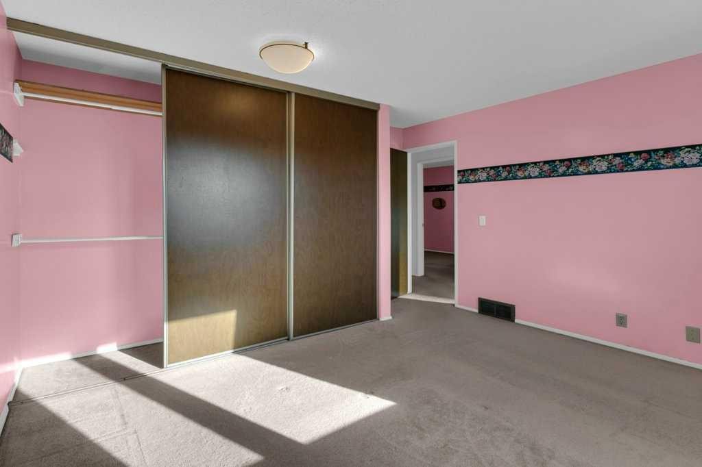 36 Castlebrook Way Ne, Calgary, AB