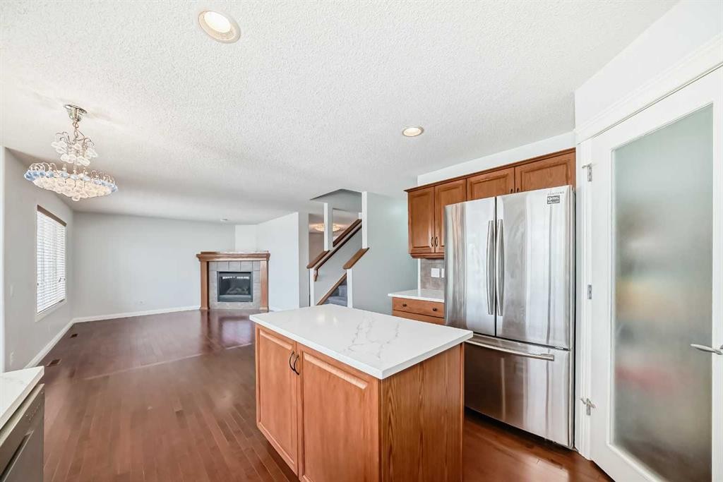 234 Panatella Boulevard Nw, Calgary, AB - Indoor Photo Showing Kitchen