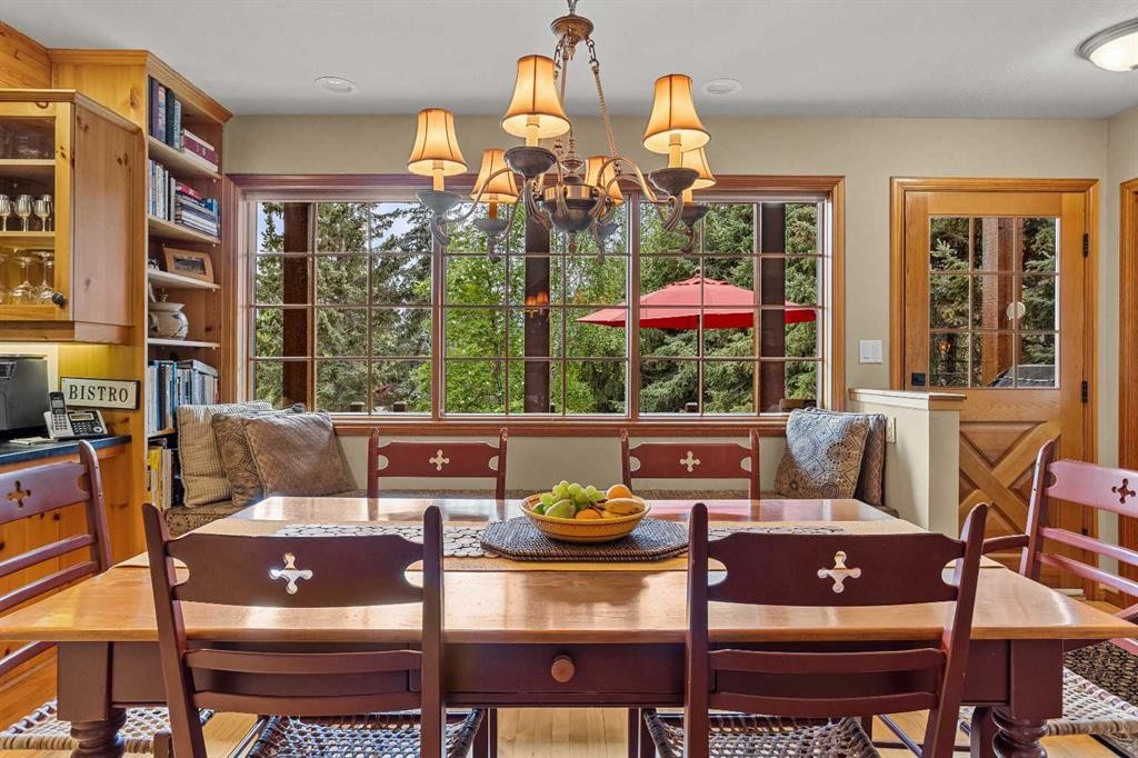 216 Bow River Drive, Harvie Heights, AB - Indoor Photo Showing Dining Room