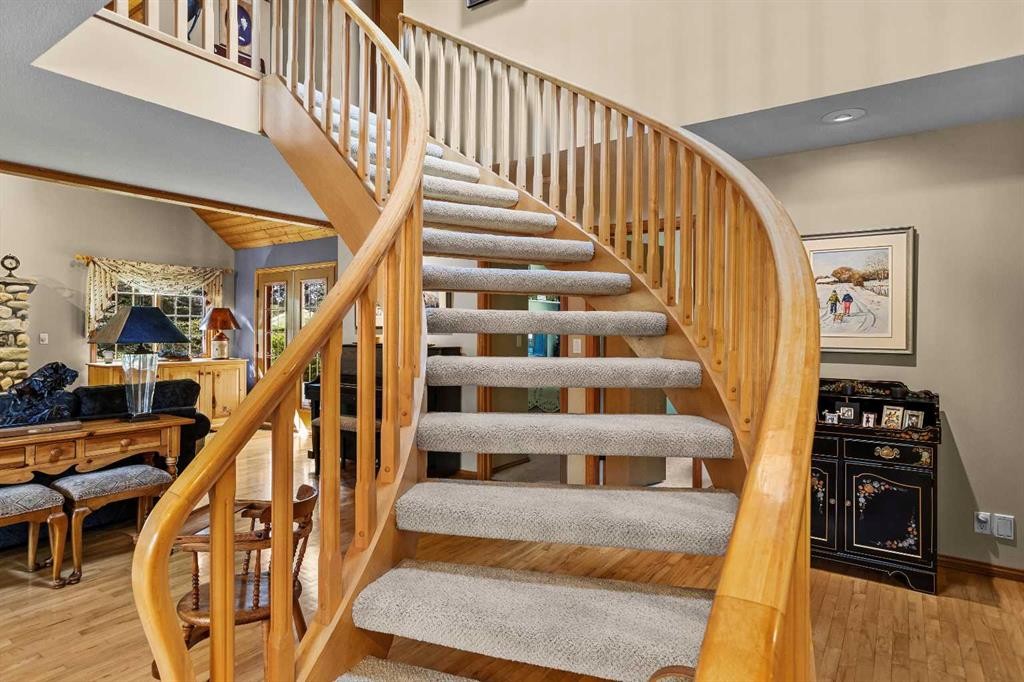 216 Bow River Drive, Harvie Heights, AB - Indoor Photo Showing Other Room