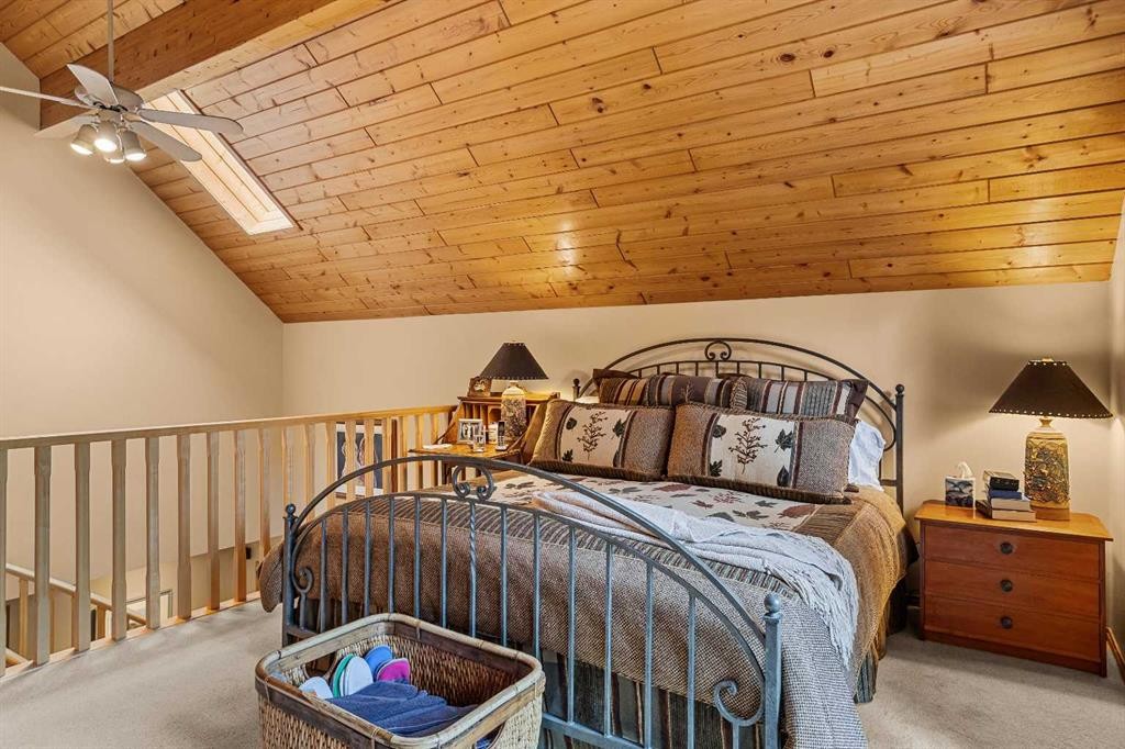 216 Bow River Drive, Harvie Heights, AB - Indoor Photo Showing Bedroom