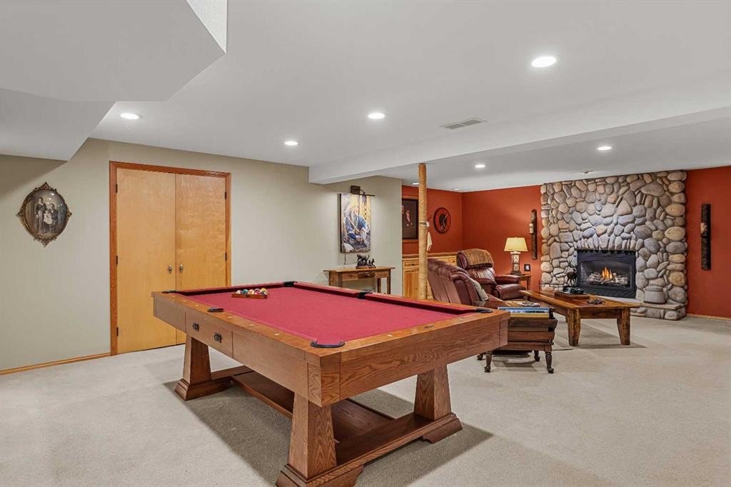 216 Bow River Drive, Harvie Heights, AB - Indoor Photo Showing Other Room