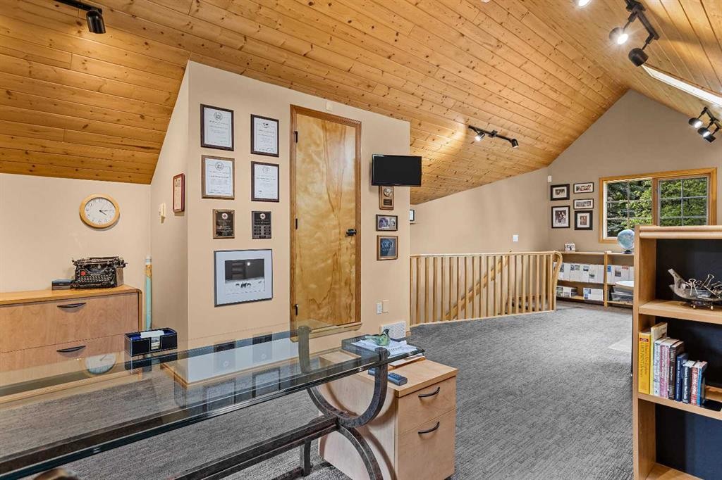 216 Bow River Drive, Harvie Heights, AB - Indoor