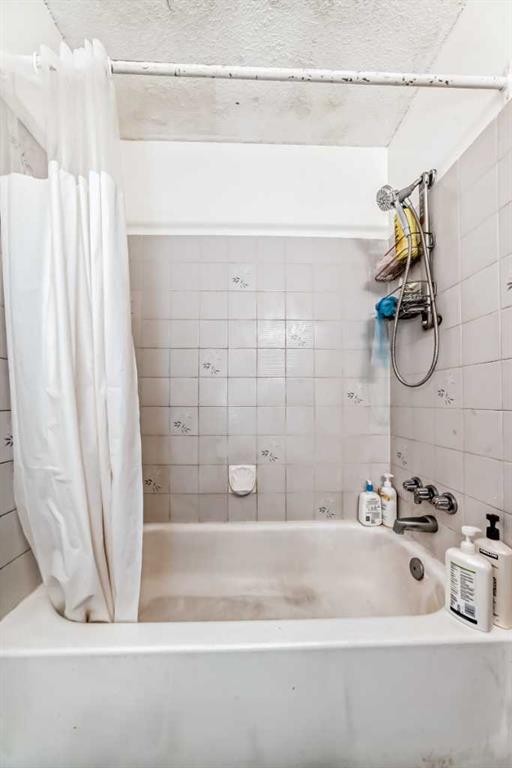 104 Falmere Way Ne, Calgary, AB - Indoor Photo Showing Bathroom