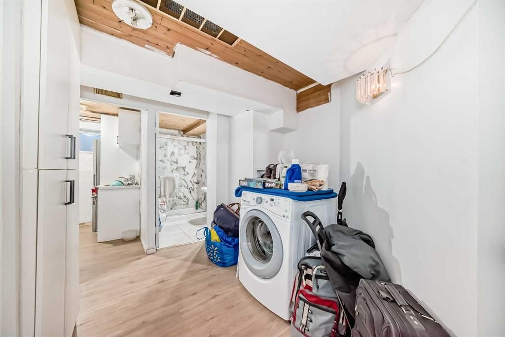 104 Falmere Way Ne, Calgary, AB - Indoor Photo Showing Laundry Room