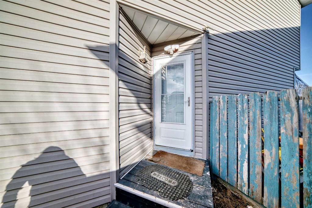 104 Falmere Way Ne, Calgary, AB - Outdoor With Exterior