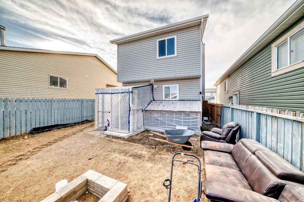 104 Falmere Way Ne, Calgary, AB - Outdoor With Exterior