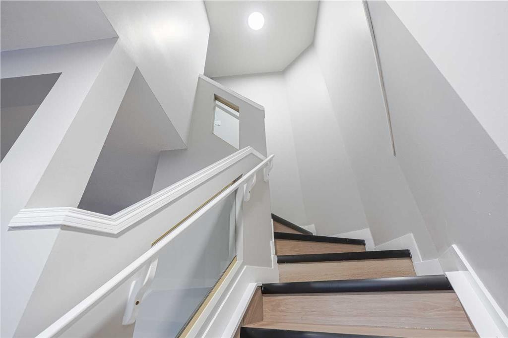 95 Tarington Way Ne, Calgary, AB - Indoor Photo Showing Other Room