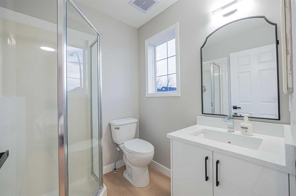 95 Tarington Way Ne, Calgary, AB - Indoor Photo Showing Bathroom