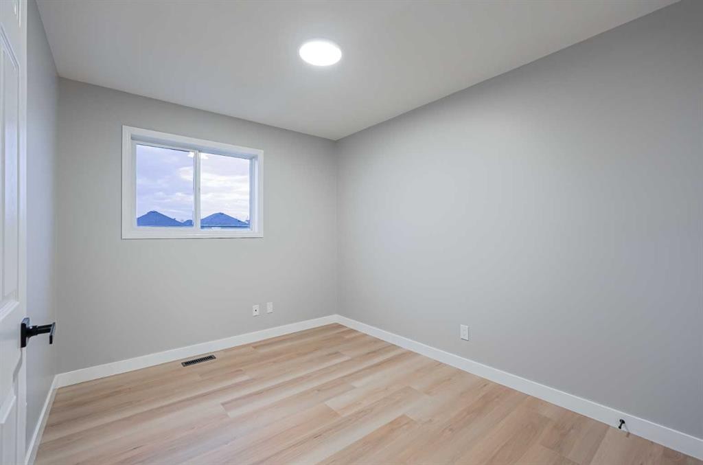95 Tarington Way Ne, Calgary, AB - Indoor Photo Showing Other Room