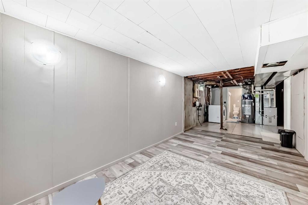 627 Fortalice Crescent Se, Calgary, AB - Indoor