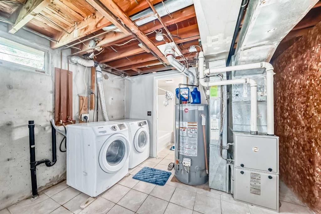 627 Fortalice Crescent Se, Calgary, AB - Indoor Photo Showing Laundry Room