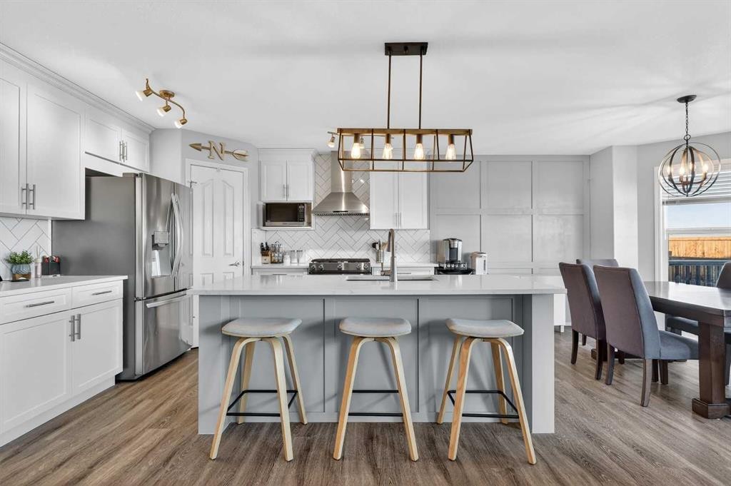 201 Saddlecrest Way Ne, Calgary, AB - Indoor Photo Showing Kitchen With Stainless Steel Kitchen With Upgraded Kitchen