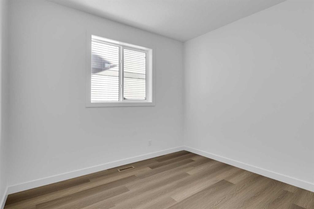 144 Copperhead Road Se, Calgary, AB - Indoor Photo Showing Other Room