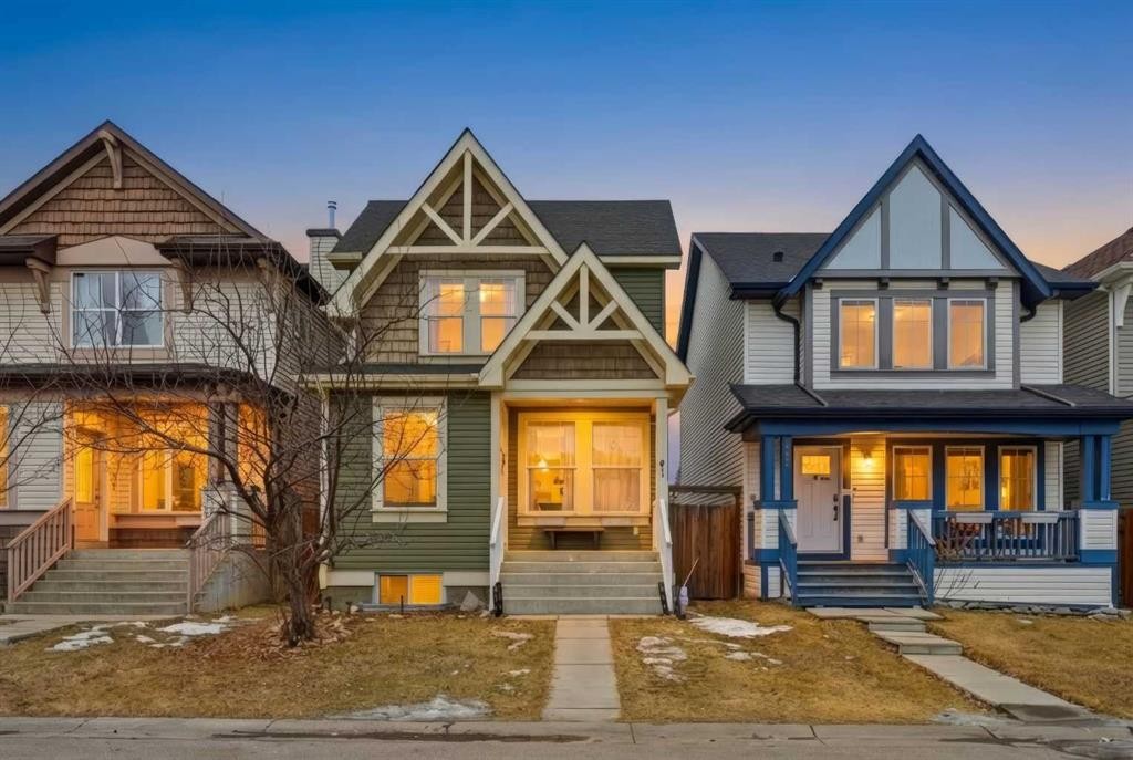 41 New Brighton Green Se, Calgary, AB - Outdoor With Deck Patio Veranda With Facade