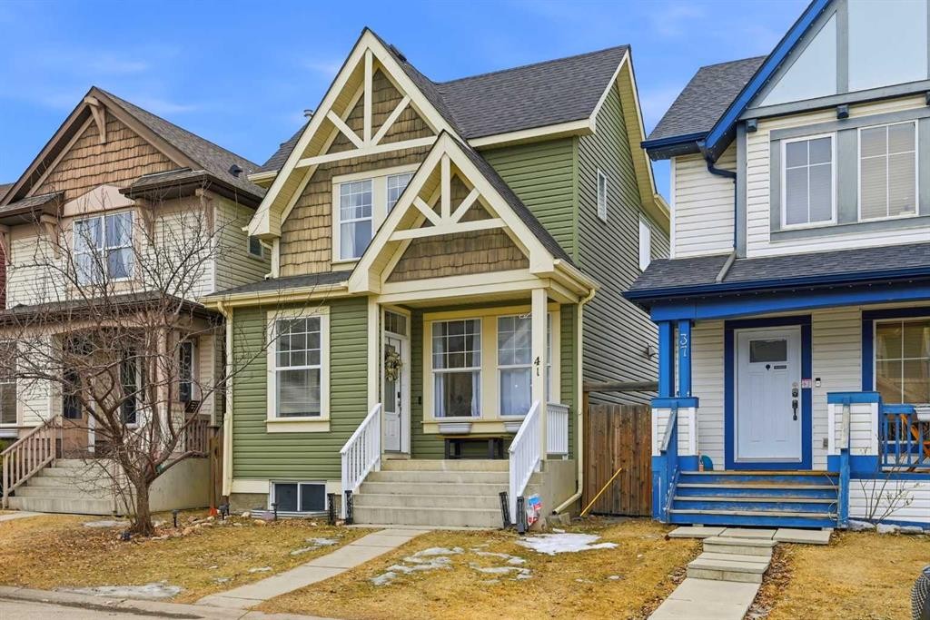 41 New Brighton Green Se, Calgary, AB - Outdoor With Facade