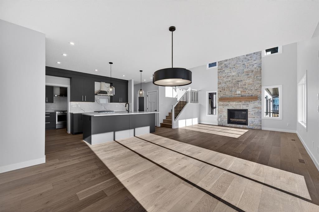 709 Dawson Place, Chestermere, AB - Indoor With Fireplace
