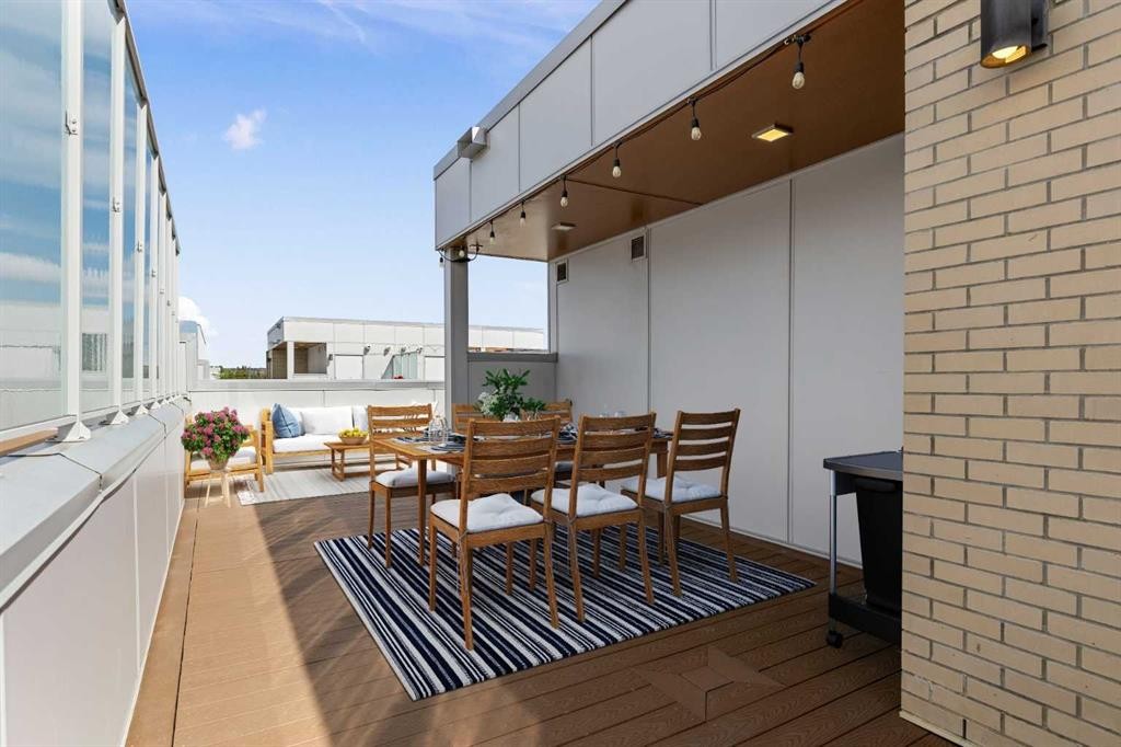 4060 Kovitz Lane Nw, Calgary, AB - Outdoor With Exterior