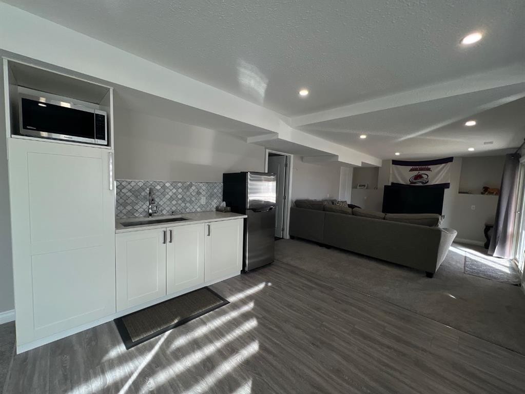 200 Hawkbury Close Nw, Calgary, AB - Indoor