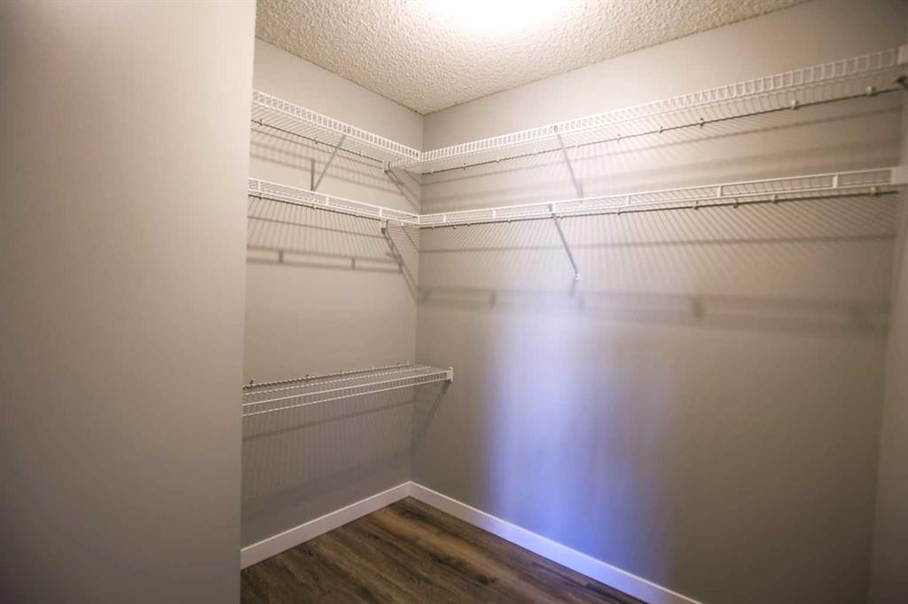 202-5202 Valleyview Park Se, Calgary, AB - Indoor With Storage
