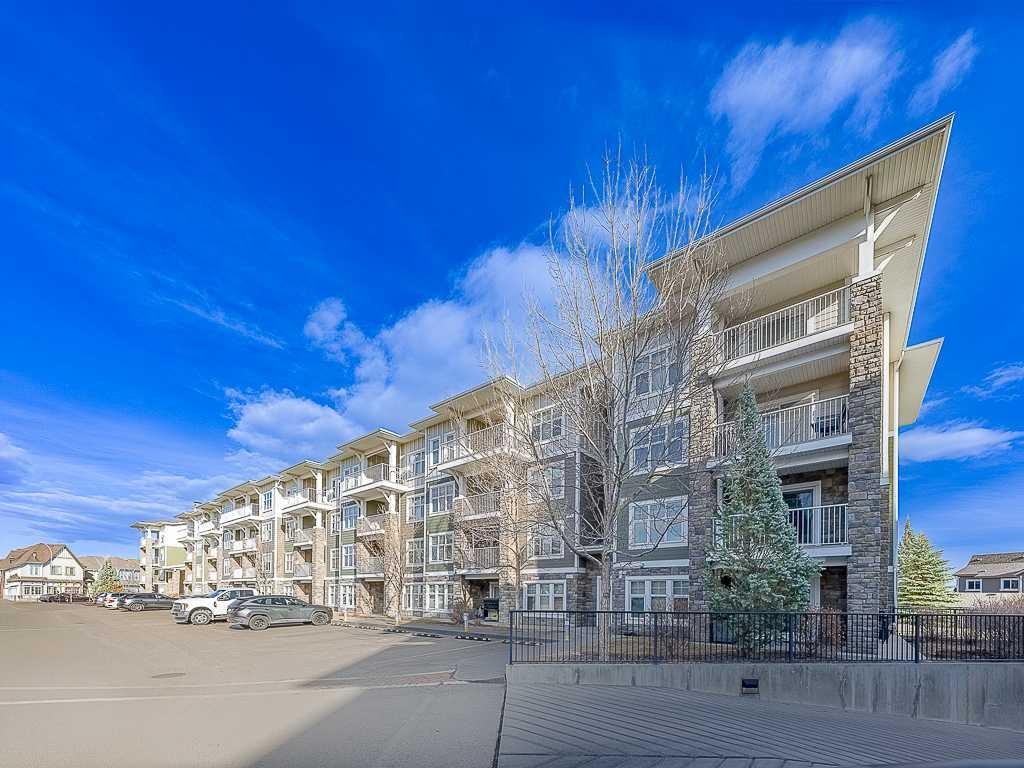 1203-11 Mahogany Row Se, Calgary, AB - Outdoor With Balcony With Facade