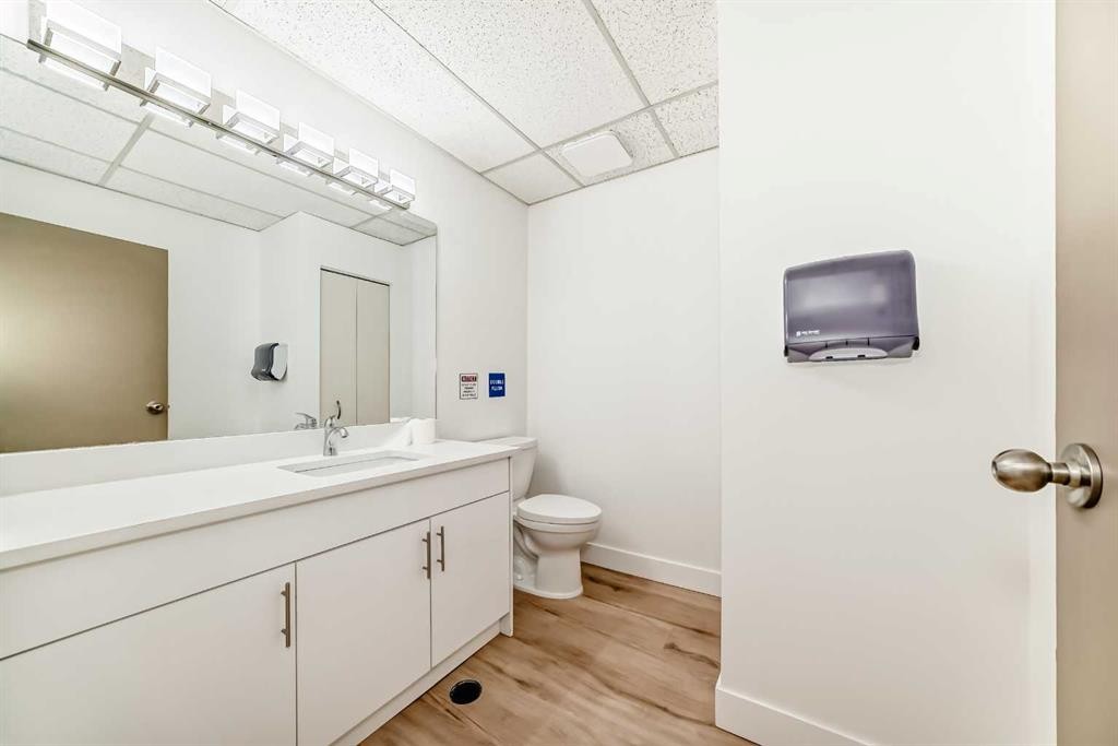 Lower-2139 4 Avenue Nw, Calgary, AB