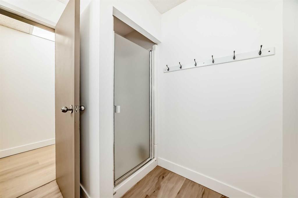 Lower-2139 4 Avenue Nw, Calgary, AB