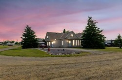 328 6 Avenue NORTH Champion, AB T0L 0R0