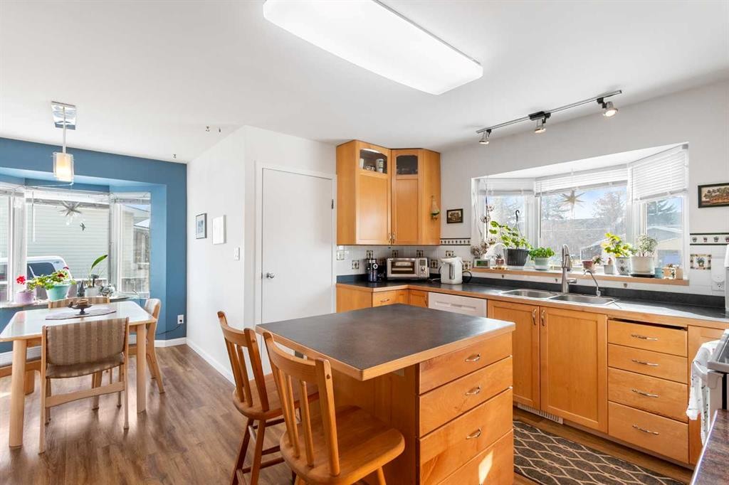 653 Macewan Drive, Carstairs, AB - Indoor Photo Showing Other Room