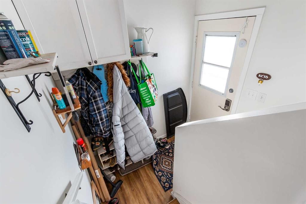 653 Macewan Drive, Carstairs, AB - Indoor Photo Showing Other Room