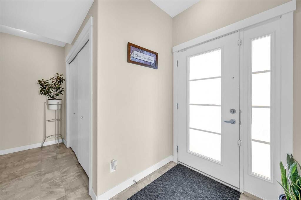 405 Redstone View Ne, Calgary, AB - Indoor Photo Showing Other Room