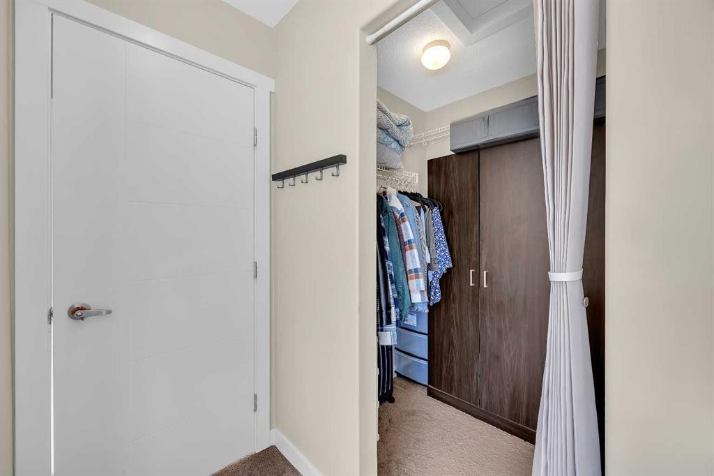 405 Redstone View Ne, Calgary, AB - Indoor Photo Showing Other Room