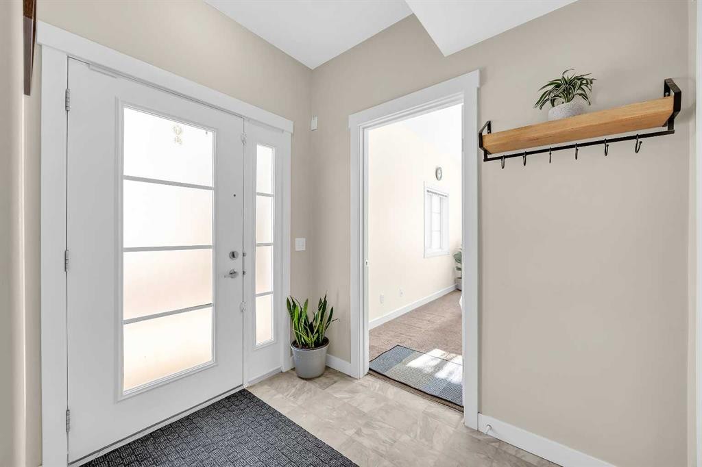 405 Redstone View Ne, Calgary, AB - Indoor Photo Showing Other Room