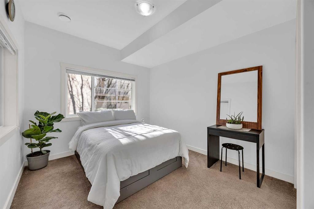 405 Redstone View Ne, Calgary, AB - Indoor Photo Showing Bedroom