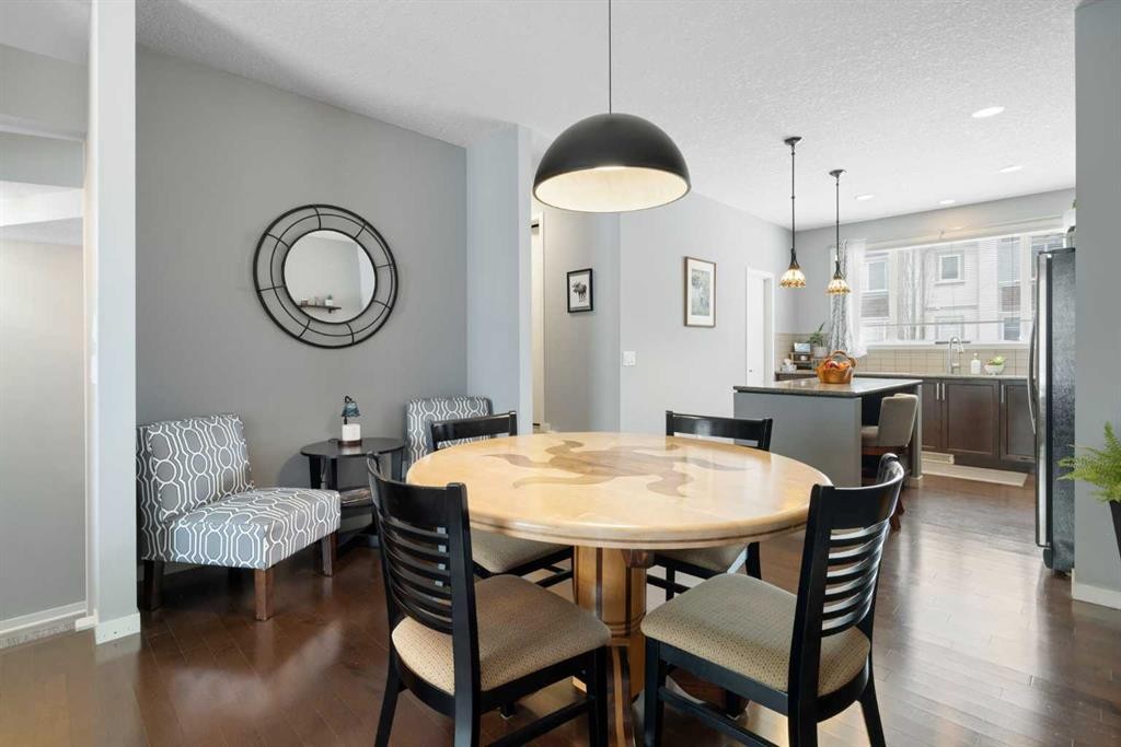 1815 Copperfield Boulevard Se, Calgary, AB - Indoor Photo Showing Dining Room