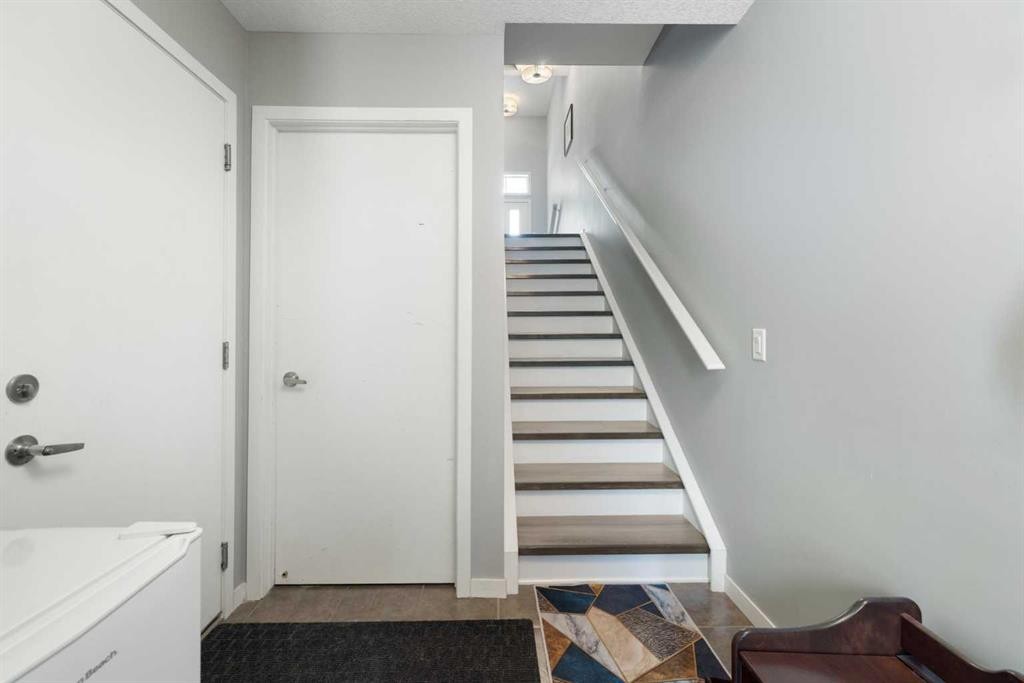 1815 Copperfield Boulevard Se, Calgary, AB - Indoor Photo Showing Other Room