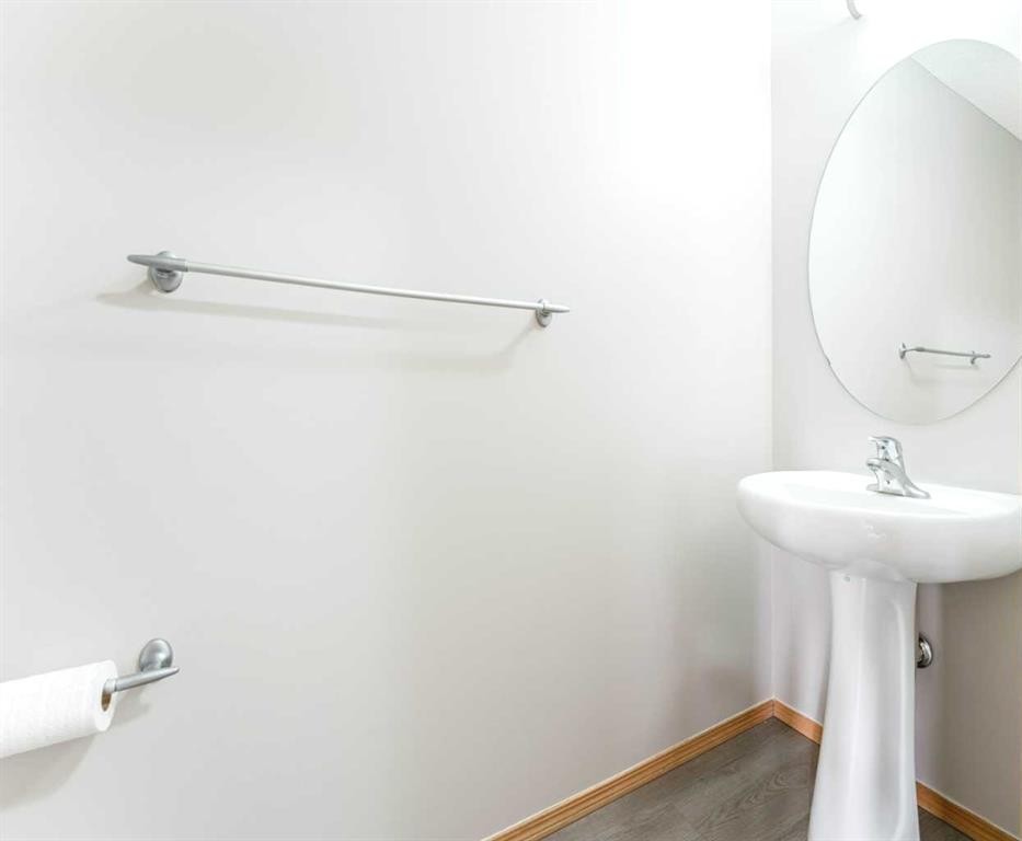 14 Taralea Bay Ne, Calgary, AB - Indoor Photo Showing Bathroom