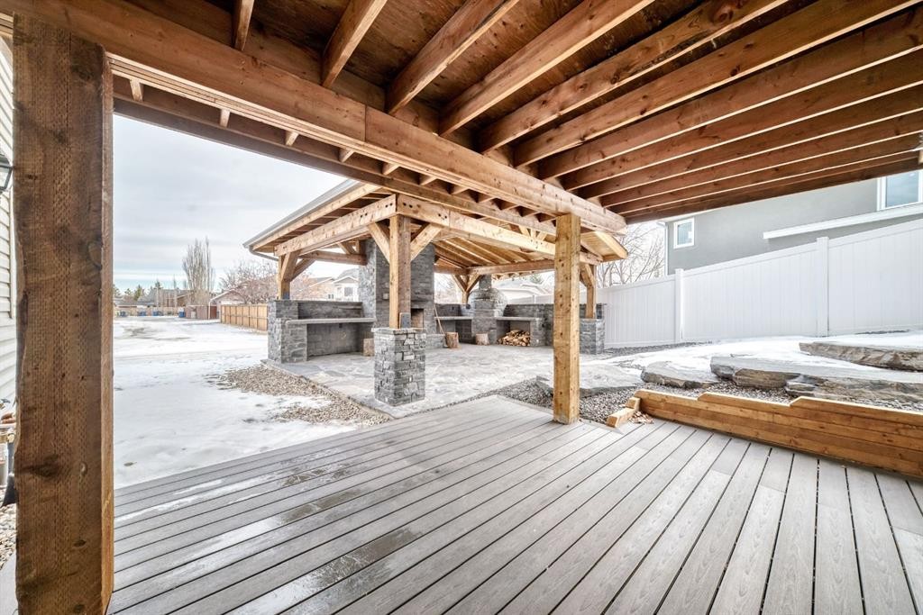 40 Cimarron Crescent, Okotoks, AB -