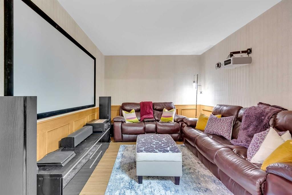 874 Riverbend Drive Se, Calgary, AB - Indoor Photo Showing Living Room