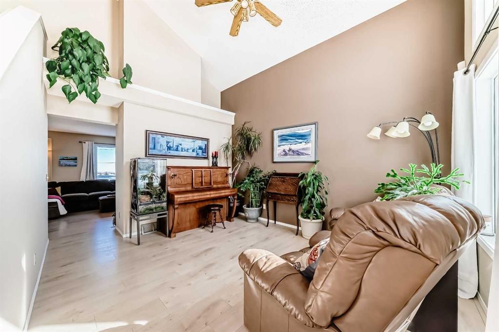 151 Macewan Park Circle Nw, Calgary, AB - Indoor