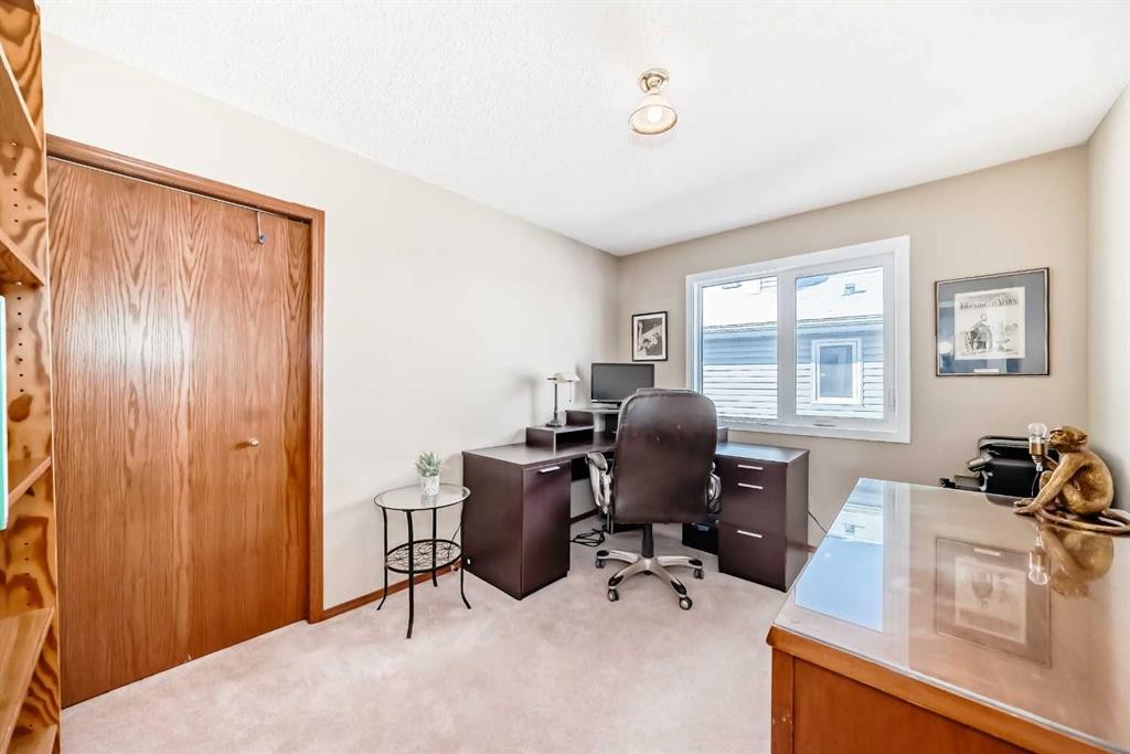 151 Macewan Park Circle Nw, Calgary, AB - Indoor Photo Showing Office