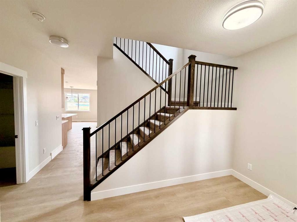 534 Ranch Green, Strathmore, AB - Indoor Photo Showing Other Room