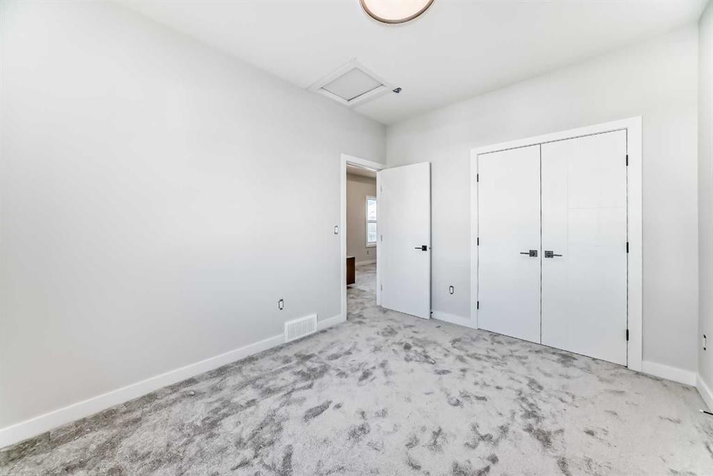 116 Heritage Manor, Cochrane, AB