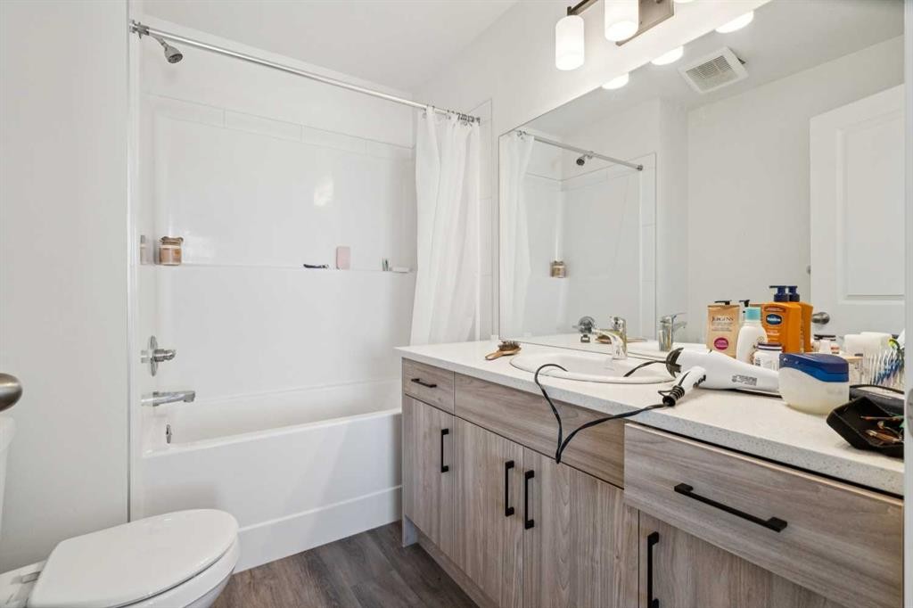 1502-24 Rivercrest Drive, Cochrane, AB - Indoor Photo Showing Bathroom
