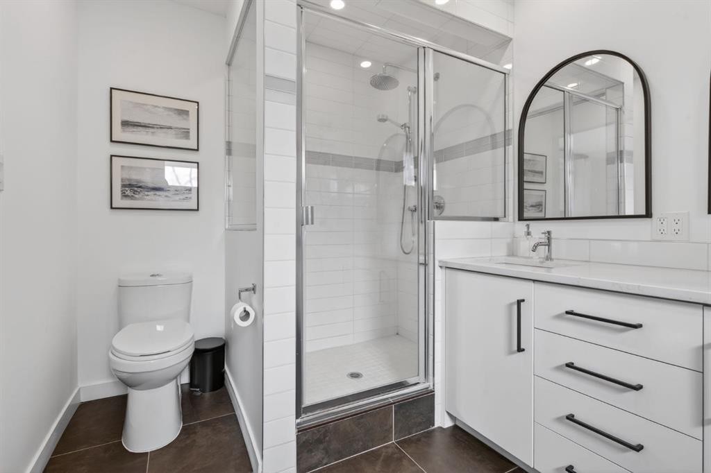 407 Brookmere Crescent Sw, Calgary, AB