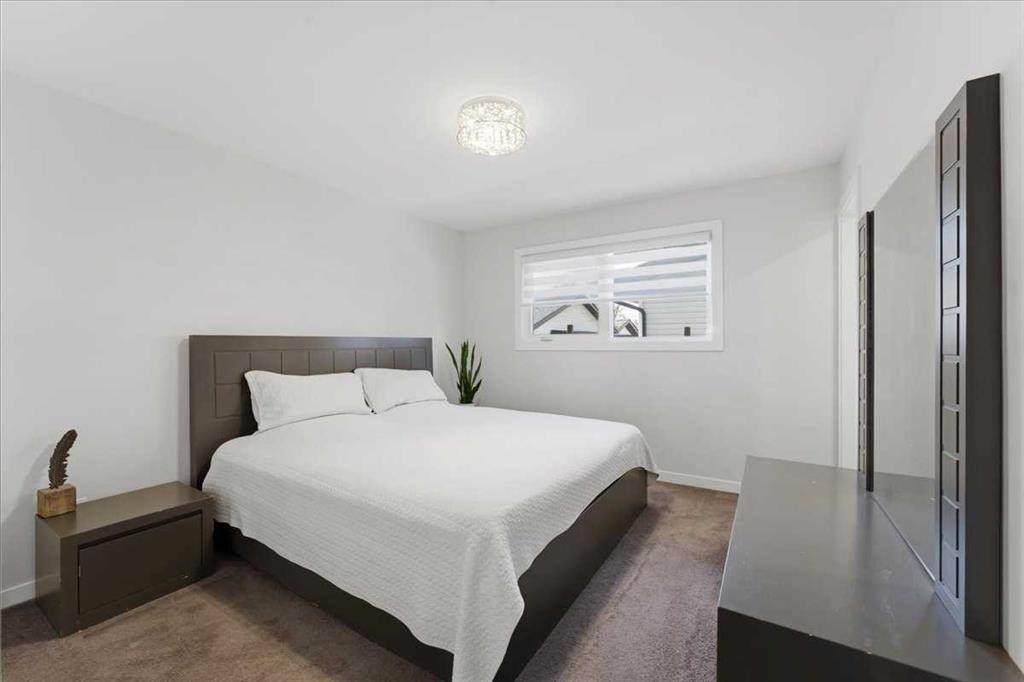 6603 Malvern Road Ne, Calgary, AB - Indoor Photo Showing Bedroom