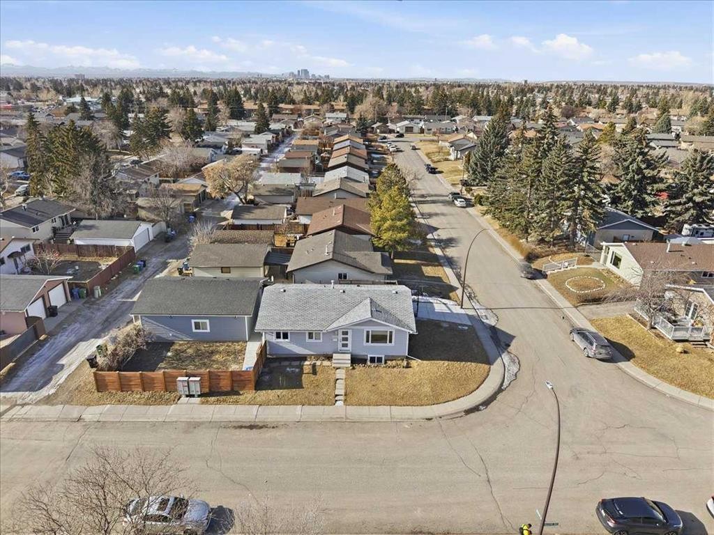 6603 Malvern Road Ne, Calgary, AB - Outdoor With View